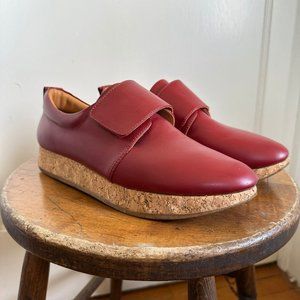 Belkina Lima Sneaker in Blood, Size 9
